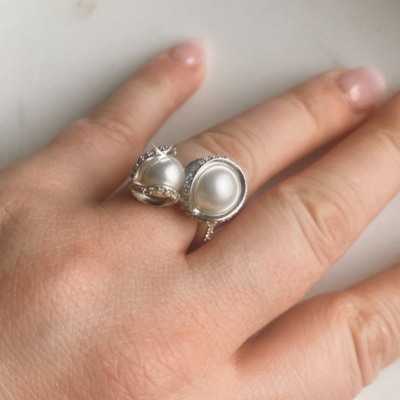 SWAROVSKI faux Pearl silver tone ring size 6 - Picture 4 of 16